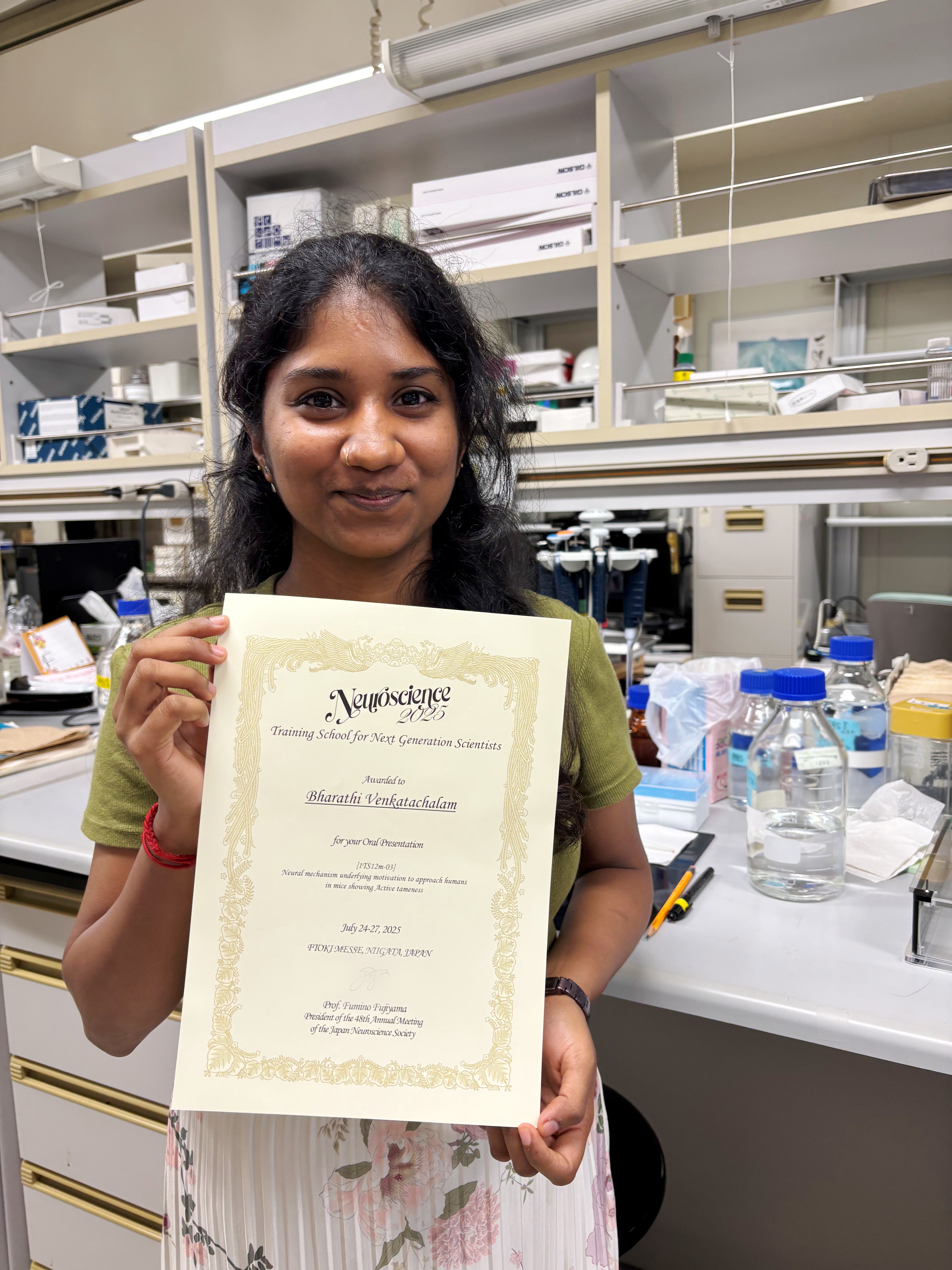 左から岩里コース長、南さん、飯田さん、鳩山さん