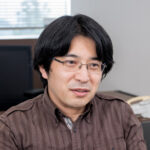 Bioinformatics analysis of large-scale genomic data to understand microbial diversity and phylogenetic relationships of extinct animals.