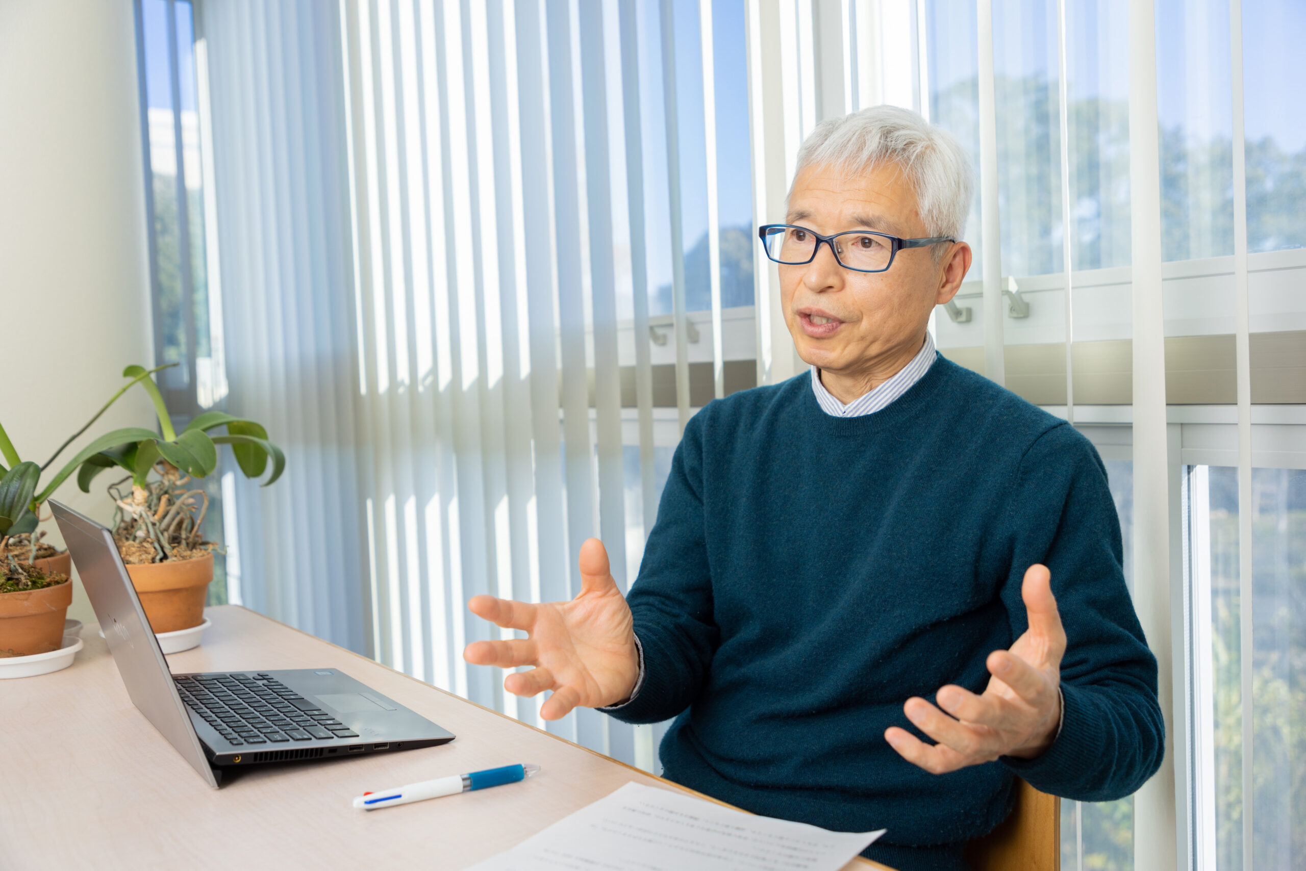 柔軟な発想転換で「行動」の違いを生み出すしくみを解明する