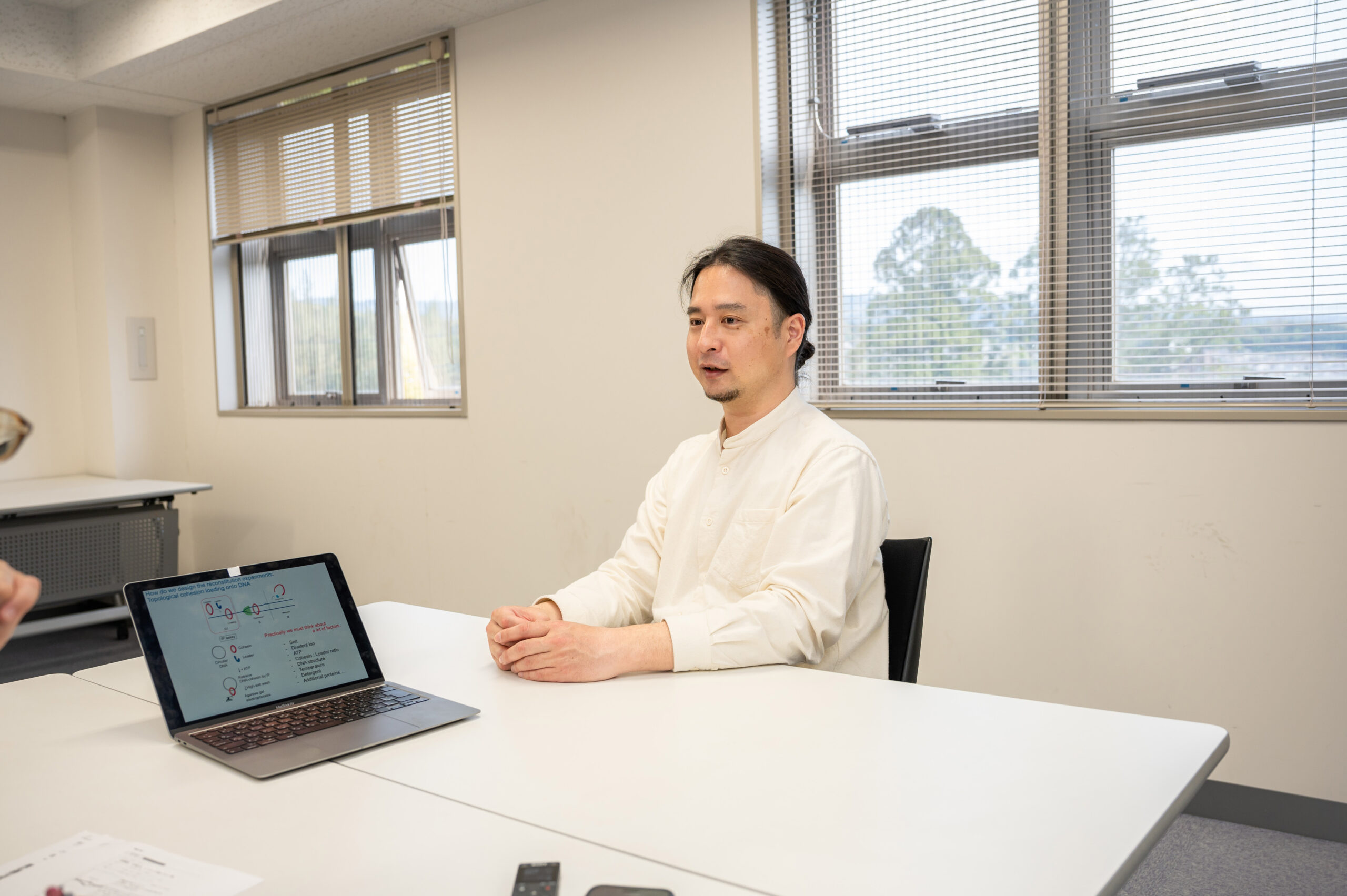 細胞の中の複雑な生命反応を再現する「試験管内再構成」で生命のしくみを解明する ―姉妹染色分体が接着を形成するメカニズム―